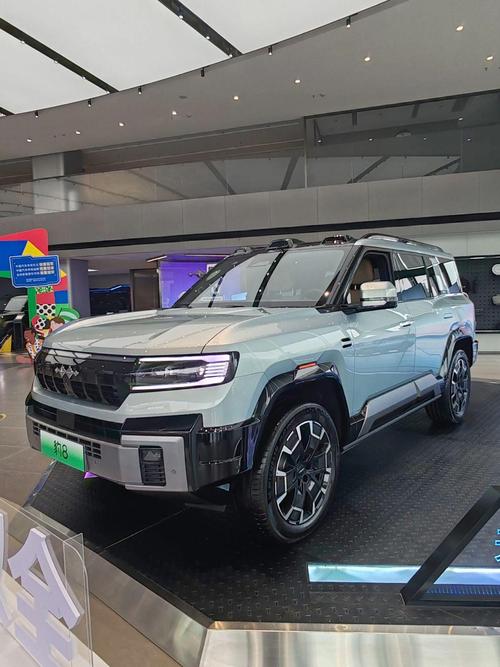 成都简阳市讯羽翔企业管理咨询比亚迪方程豹硬派越野的爆款，英菲尼迪35周年与你共成长